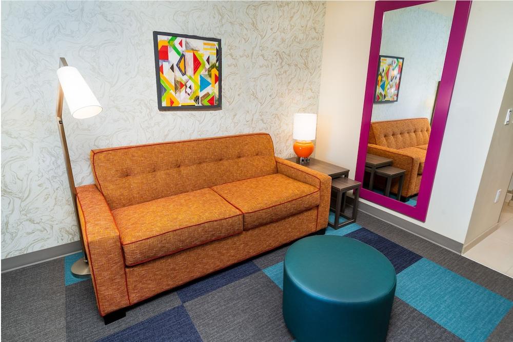 Home2 Suites Bakersfield Bagian luar foto